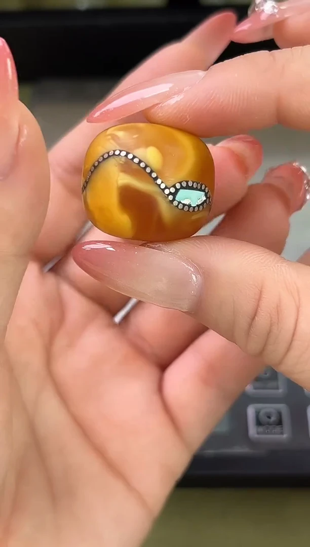 裸石琥珀未镶嵌琥珀蜜蜡吊坠