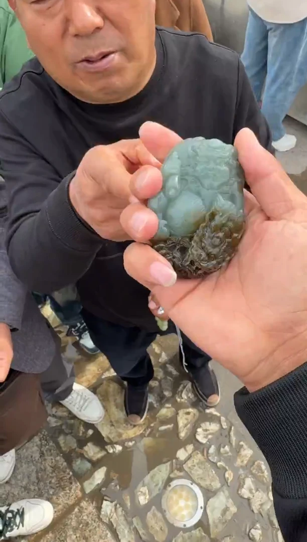 未镶嵌戒指和田玉（糖玉）和田玉