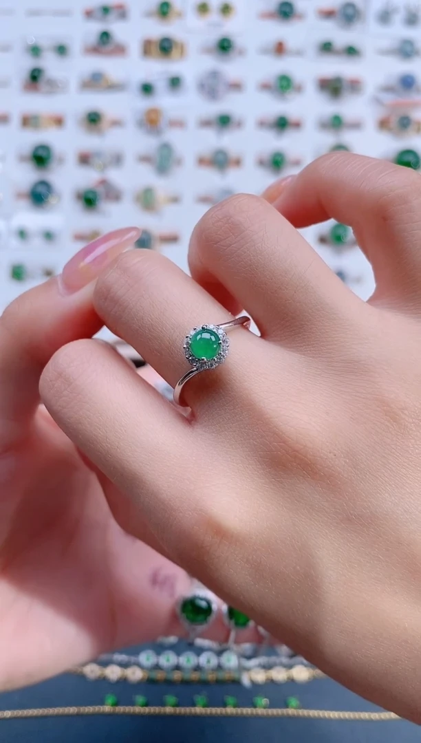 翡翠戒指银S925镶嵌天然翡翠