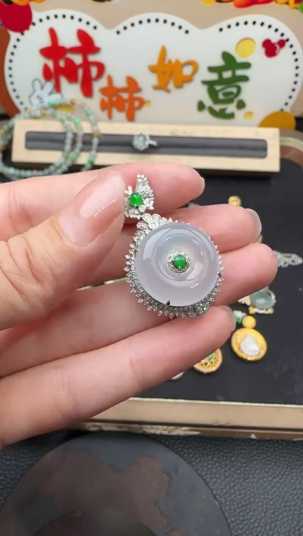 吊坠(不含链)18K金镶嵌翡翠勿拍