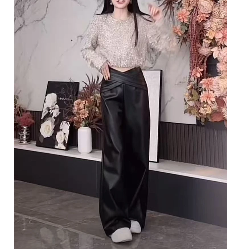 网红时髦加绒黑色皮裤秋冬高腰显瘦百搭新款轻奢收休闲阔腿长裤