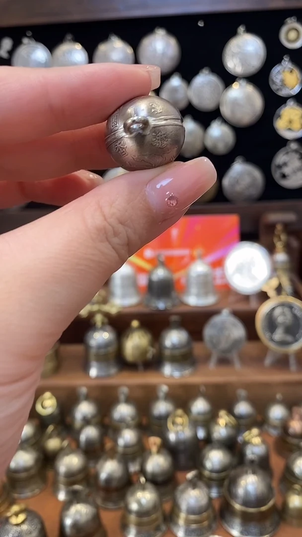 香港麒麟白铜圆铃铛