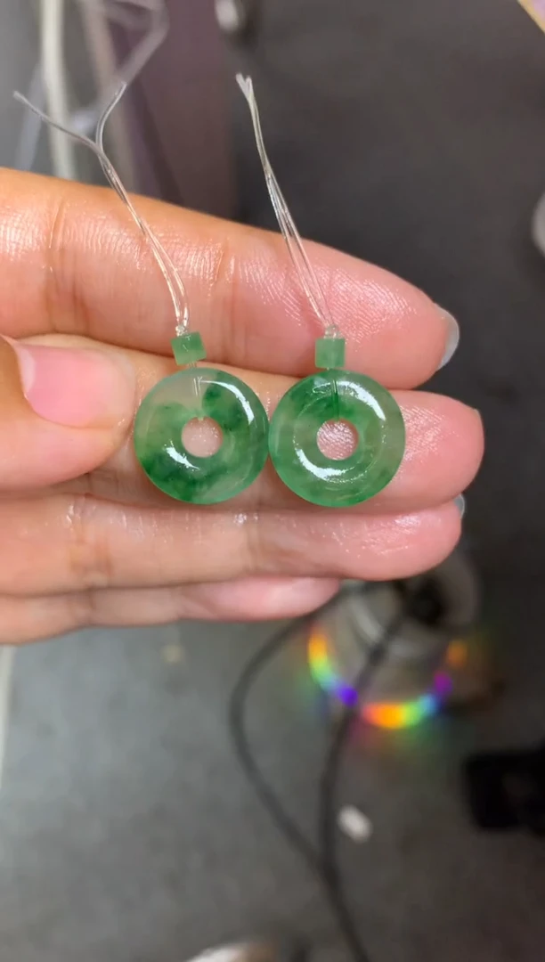 定制翡翠未镶嵌毛货