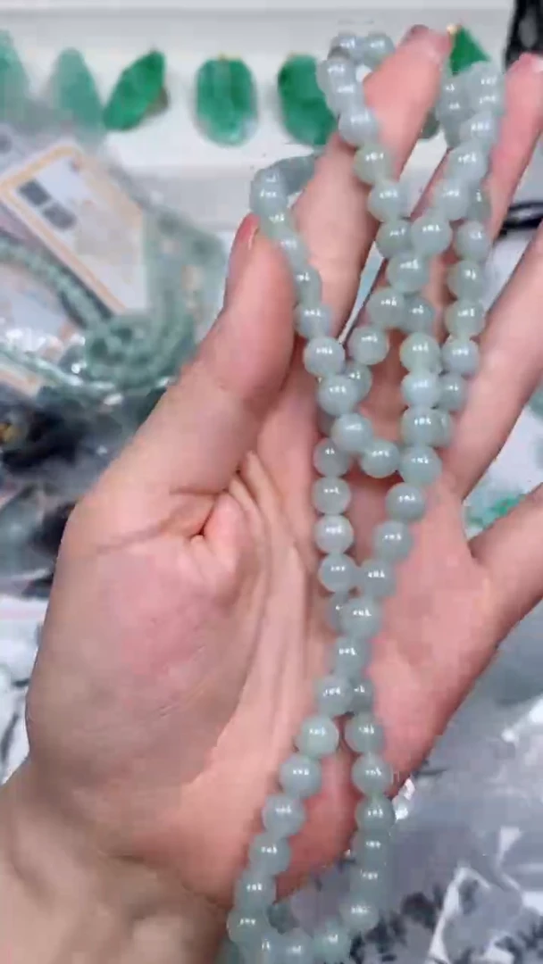 翡翠未镶嵌颈饰珠链