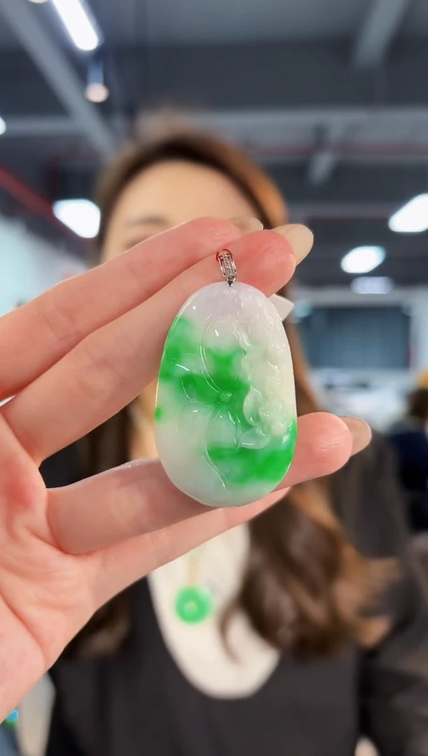 【闪购商品】翡翠吊坠(不含链)18K金镶嵌缅料A货/支持复检/一件