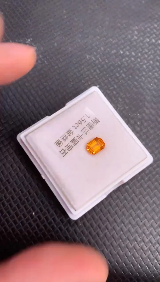 裸石蓝宝石天然黄色蓝宝石