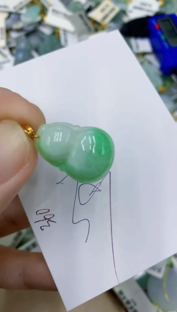 颈饰未镶嵌翡翠11111111111