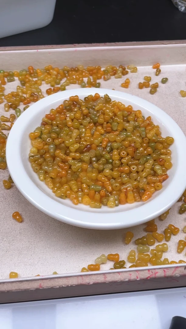 【闪购商品】翡翠颈饰未镶嵌w815黄翡葫芦9*6mm*10颗