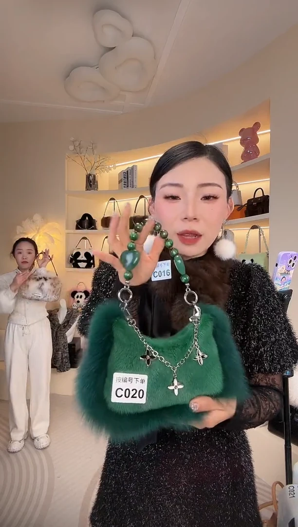 水貂毛【闪购商品】女包C020