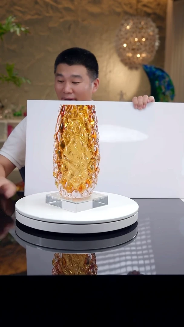 设计款琥珀金琉璃花器