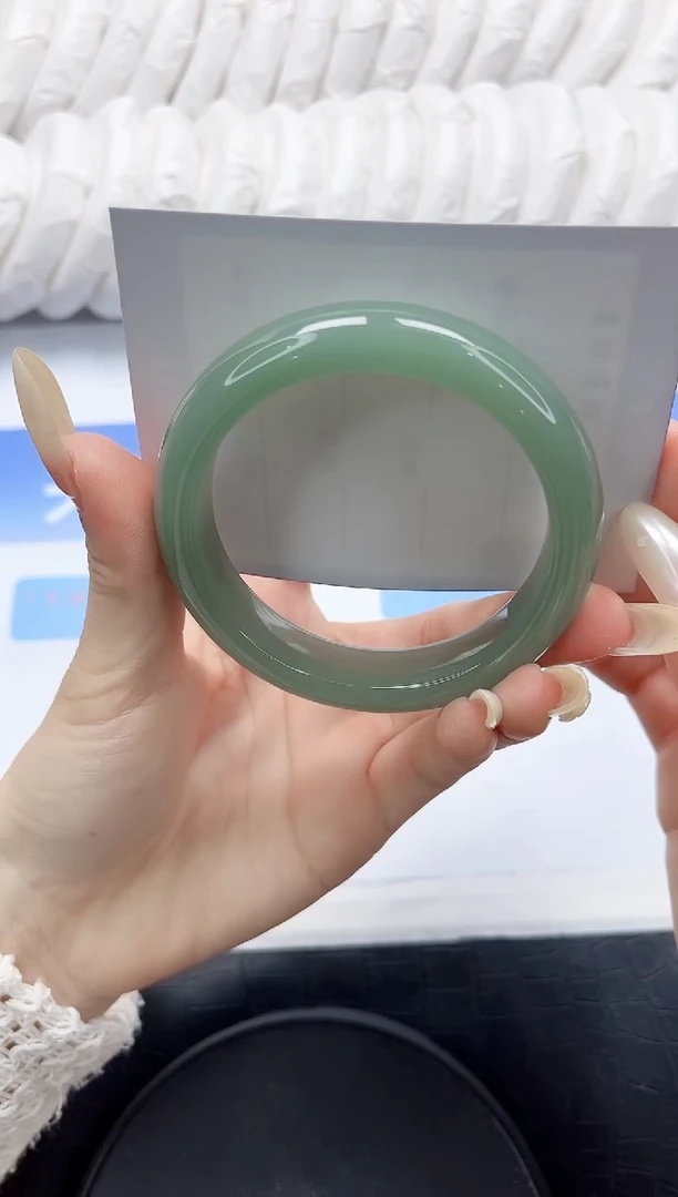 石英质玉手镯未镶嵌16-56