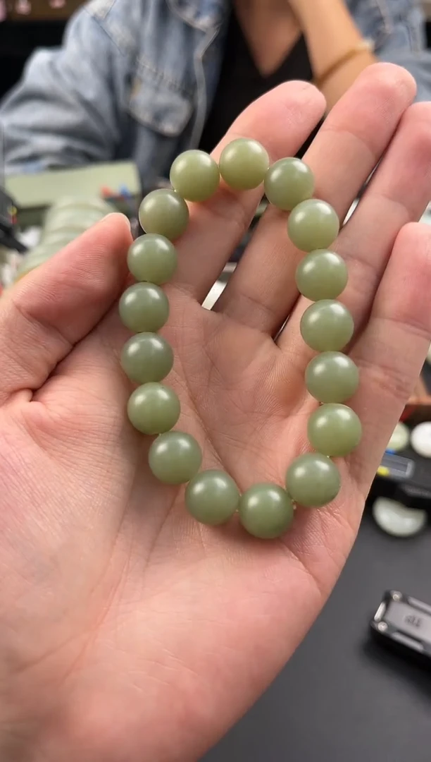 未镶嵌手串和田玉若羌青黄口手串卡12微色差