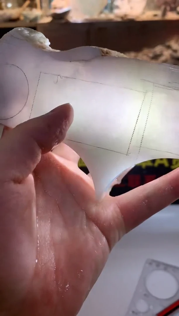 翡翠裸石0朱0翡翠珠宝437