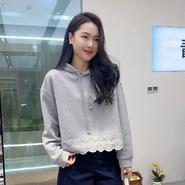 春季韩系蕾丝拼接花边设计感连帽卫衣
