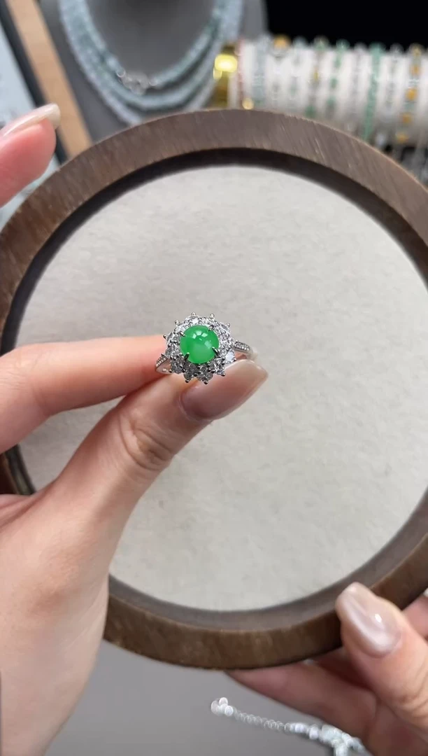 银S925镶嵌戒指翡翠1