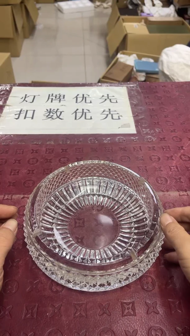 圆默认微瑕，no退no换，介意勿拍