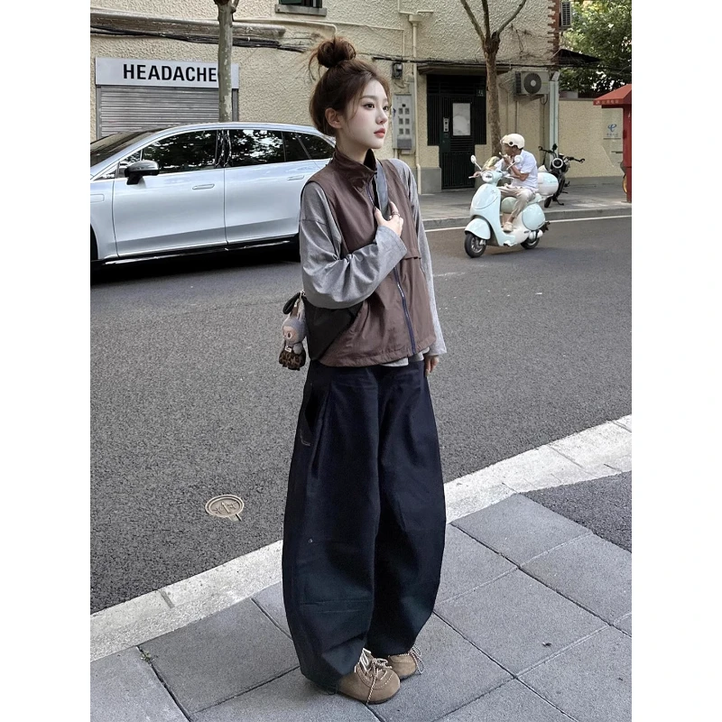 2025早秋新款韩版松弛感穿搭咖色马甲外套叠穿T恤上衣阔腿裤套装