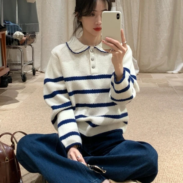 网红时髦洋气翻领条纹加厚毛衣秋冬女装慵懒风针织衫宽松软糯上衣