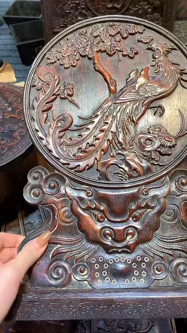 木紫檀雕刻一物一拍