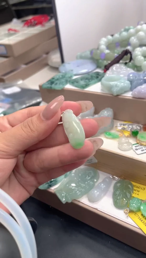 颈饰未镶嵌翡翠047多样性发货