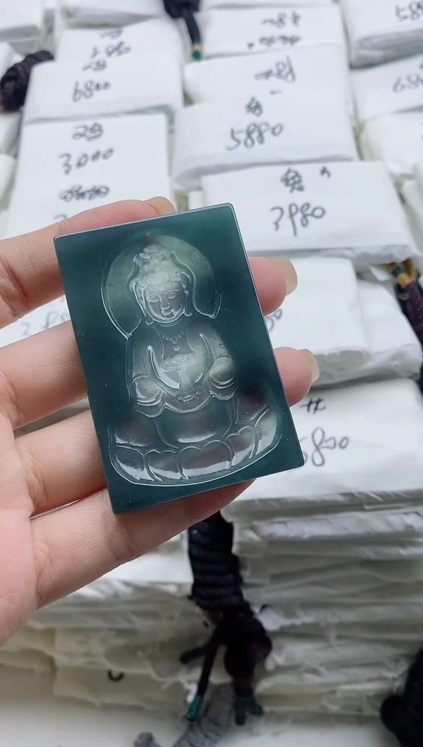 颈饰未镶嵌翡翠8