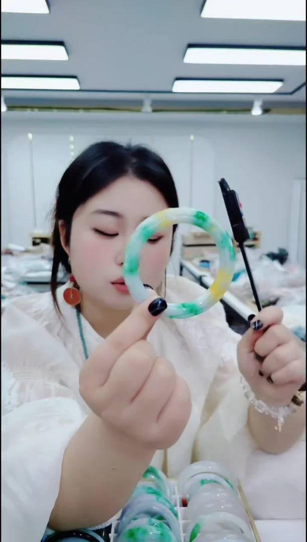 树脂制品定向手镯