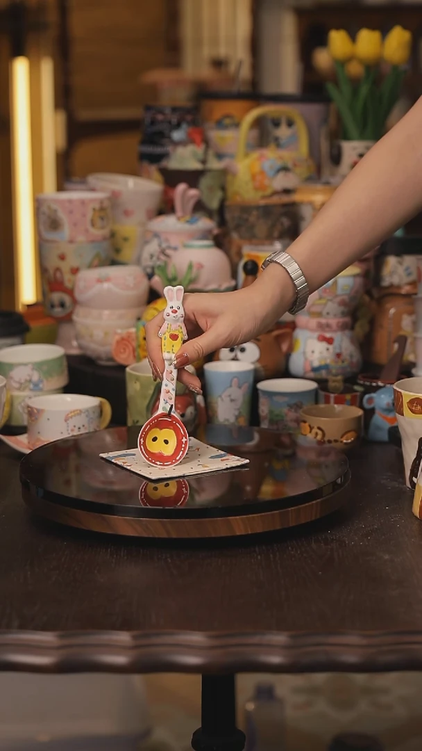 景德镇釉下彩绘设计师款式陶瓷