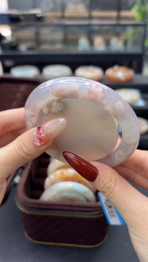 未镶嵌手镯石英质玉C458(59圈赠送镯心)