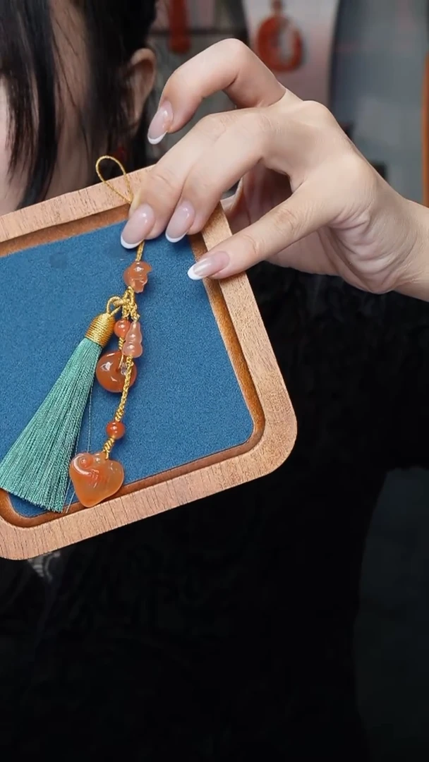 【闪购商品】南红玛瑙手机链未镶嵌手机链