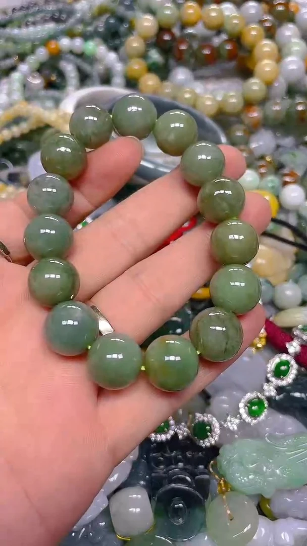 颈饰未镶嵌翡翠13mm/ G /翡翠A货，一件也是批发价