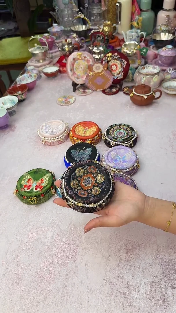 60黑金宝相花木托 带链条