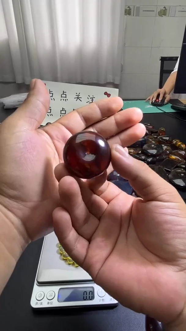 未镶嵌琥珀裸石36