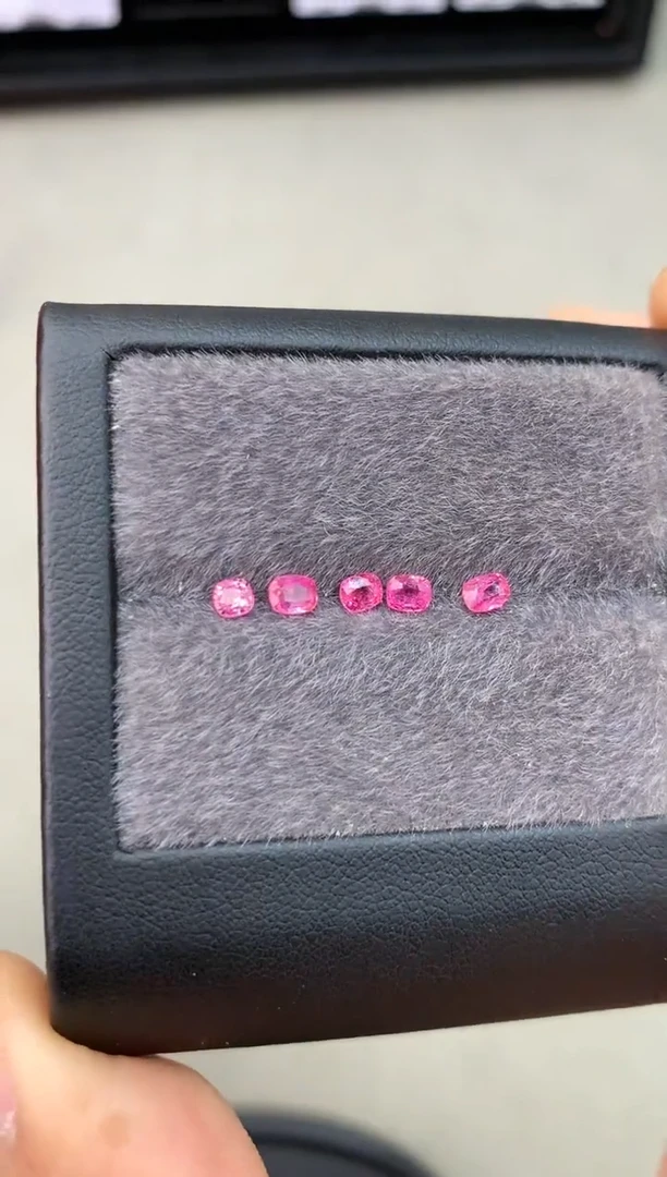 【闪购商品】定制尖晶石裸石未镶嵌0.90ct 枕型 粉色调 5P