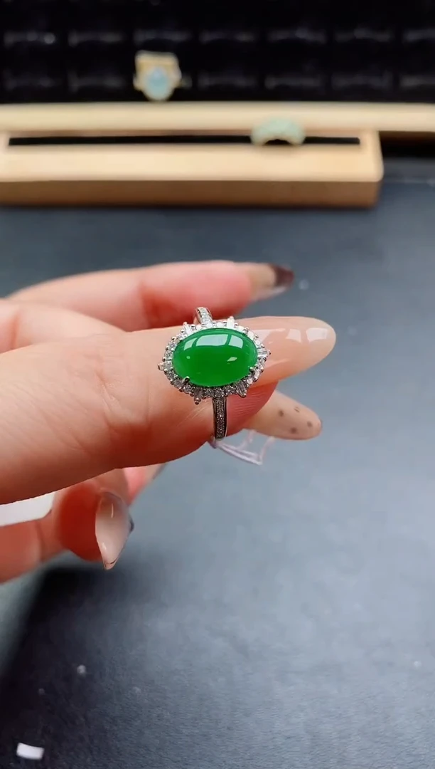 银S925镶嵌戒指翡翠1