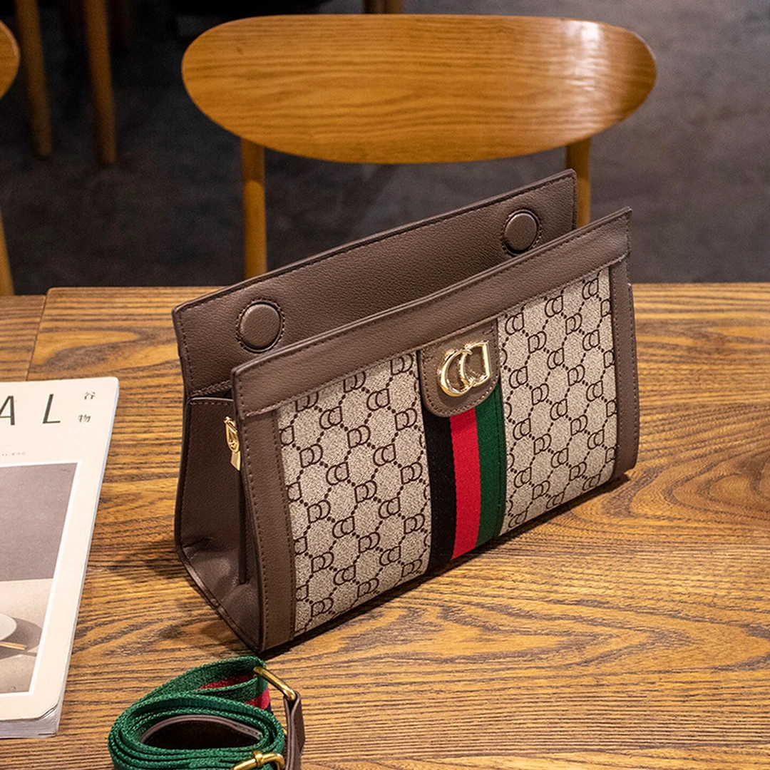 包包女2025新款时尚潮流老花链条夹子包信封包斜挎轻奢小众高级感