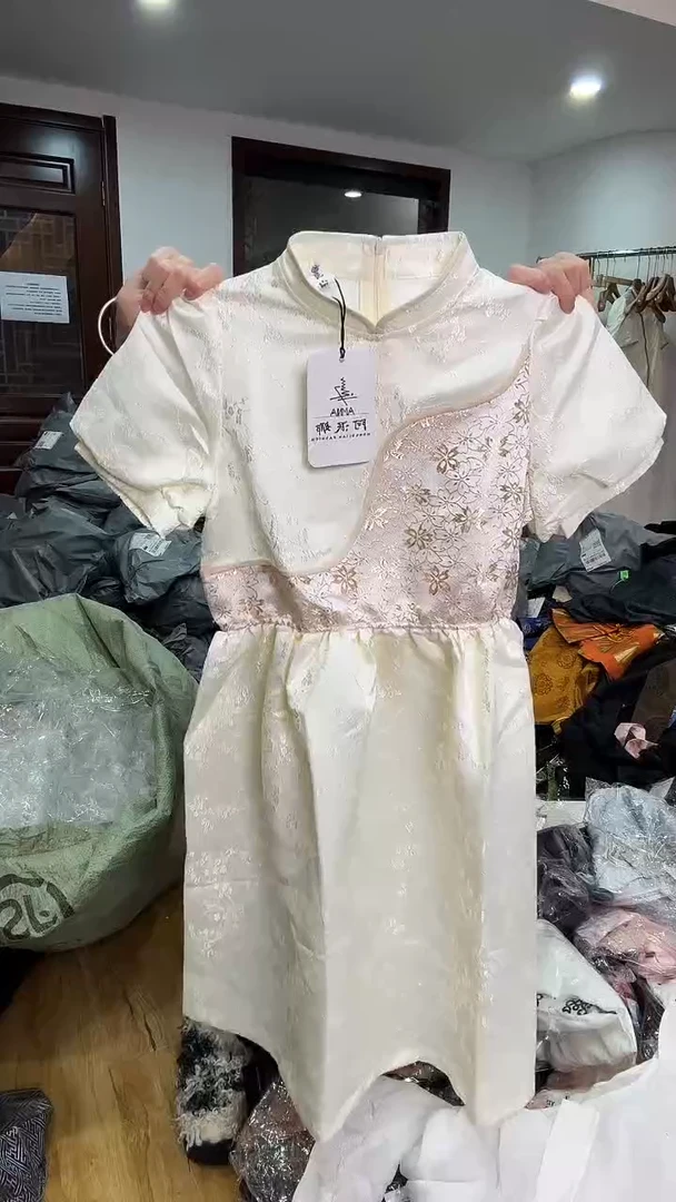 儿童连衣裙160