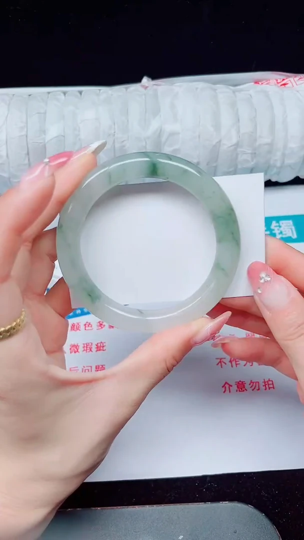 未镶嵌手镯石英质玉50-58/59