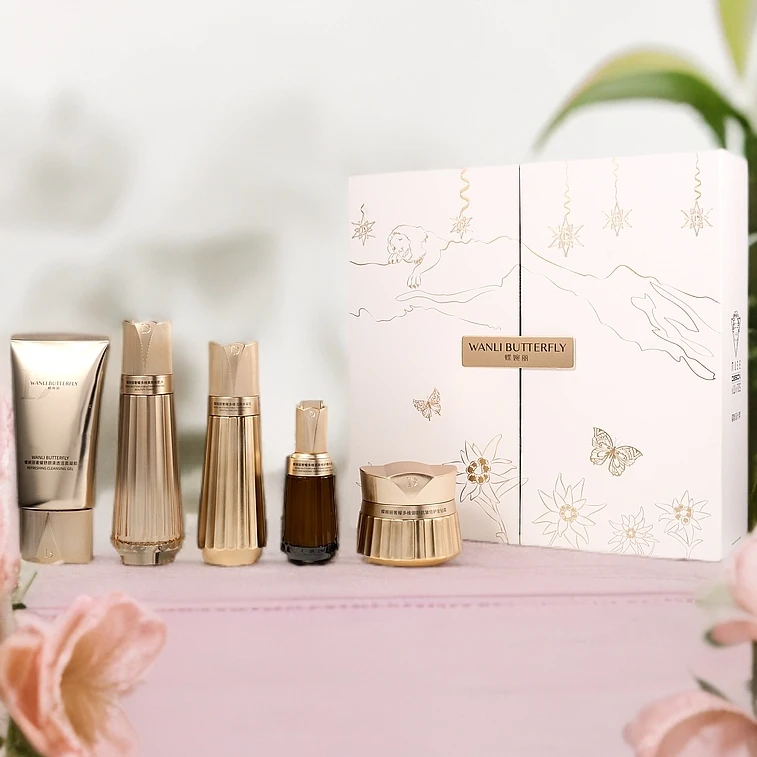 蝶婉丽奢耀多维轻龄抗皱护肤礼盒水乳套装保湿紧致护肤套盒