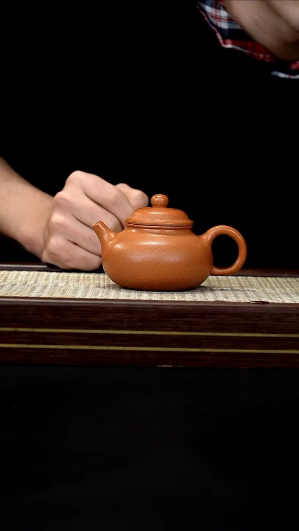 茶壶紫砂LCC金降坡 容天