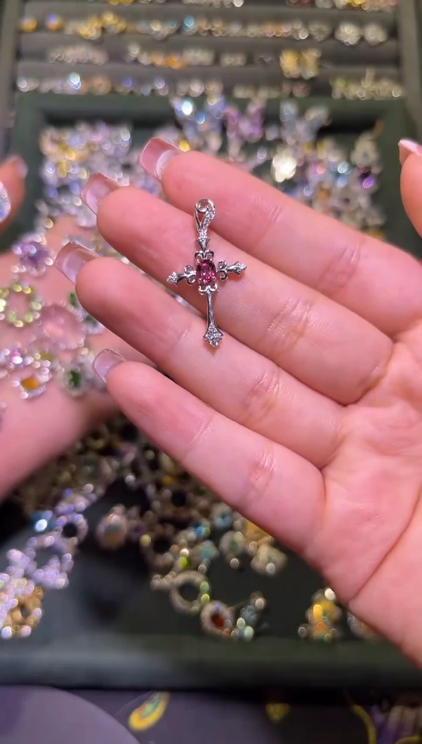 银S925镶嵌吊坠(不含链)石榴石吊坠