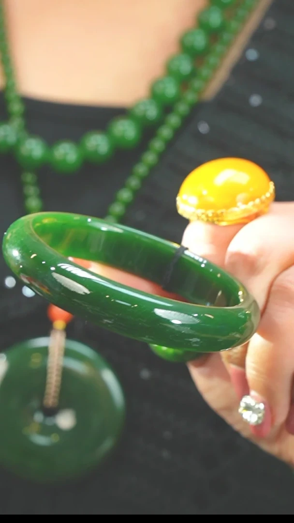 【闪购商品】和田玉（碧玉）61未镶嵌手镯