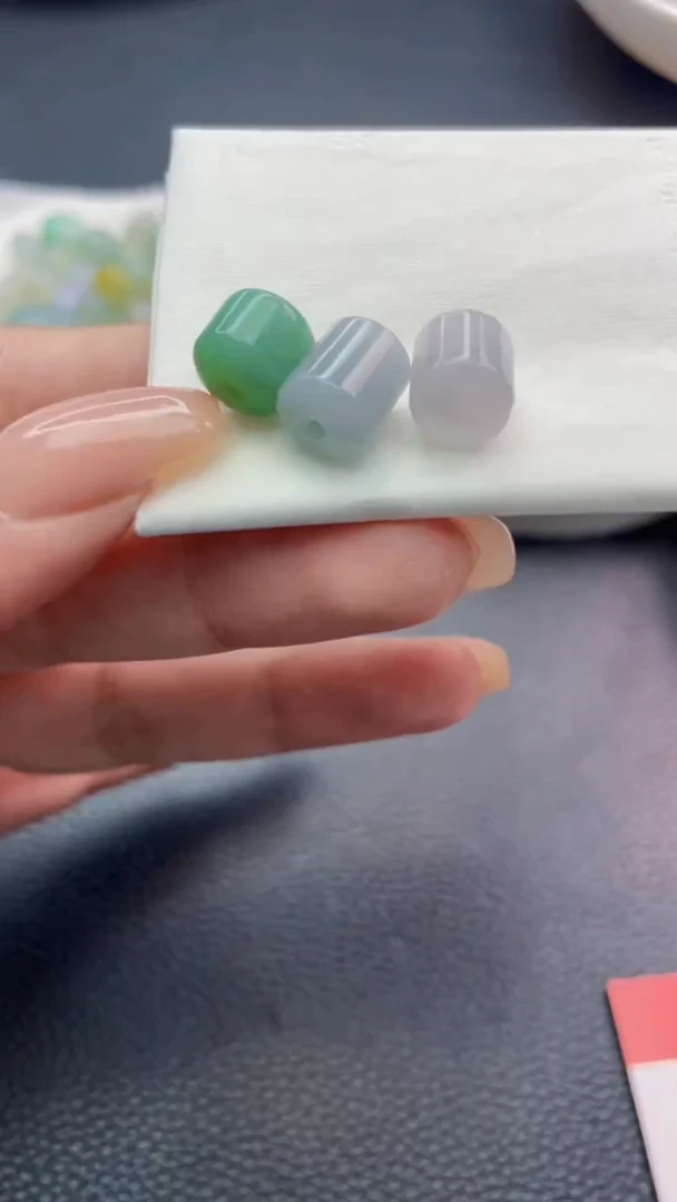 定制翡翠未镶嵌?**雅8664