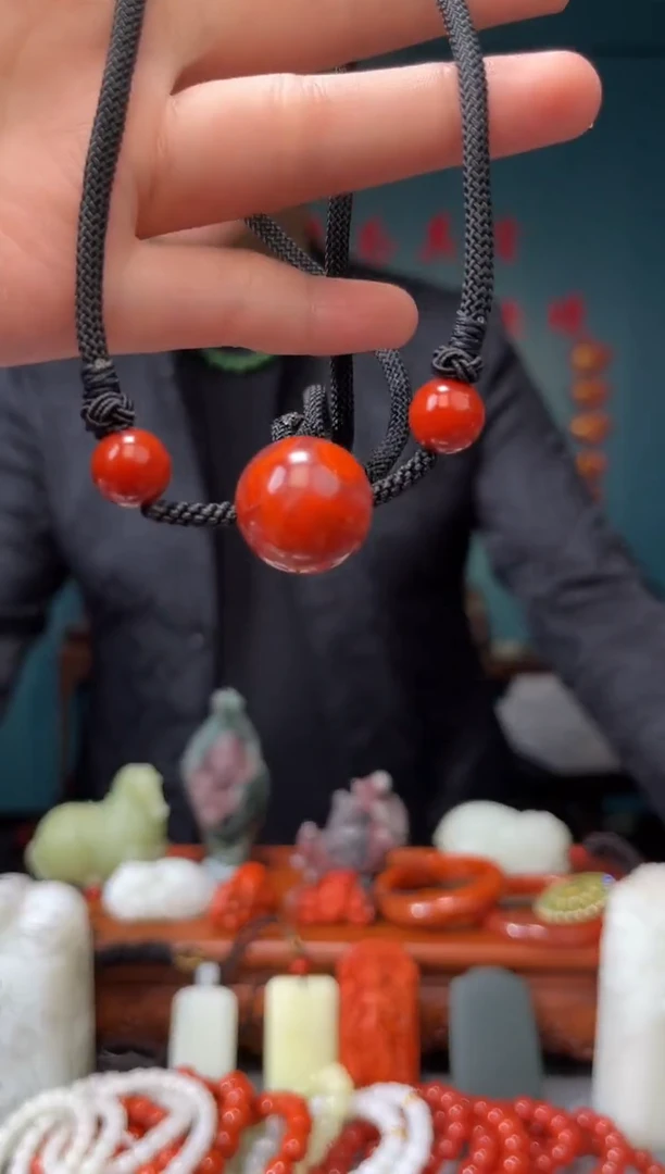 【闪购商品】南红玛瑙颈饰未镶嵌吊坠