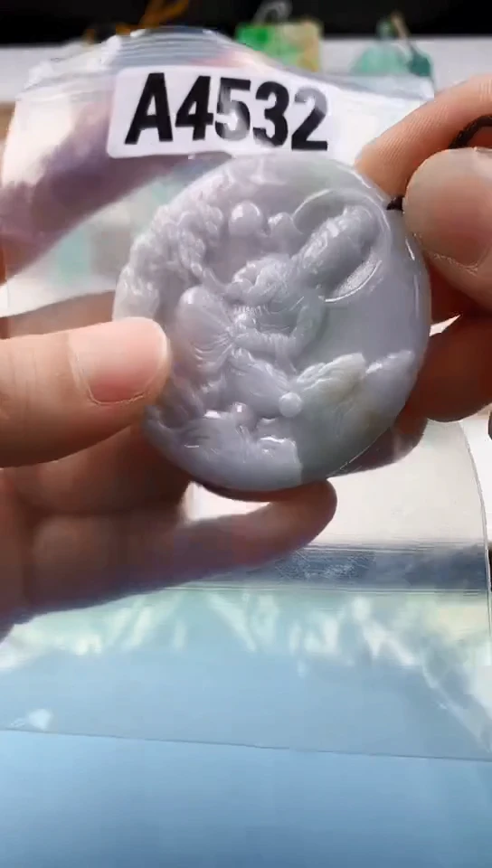 翡翠未镶嵌颈饰天然翡翠吊坠挂件