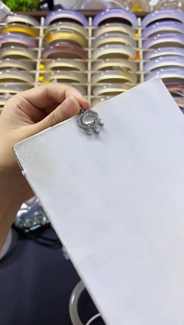 玛瑙/玉髓手镯未镶嵌925银镶