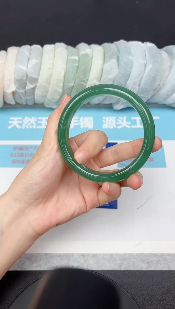 未镶嵌手镯石英质玉153-6263