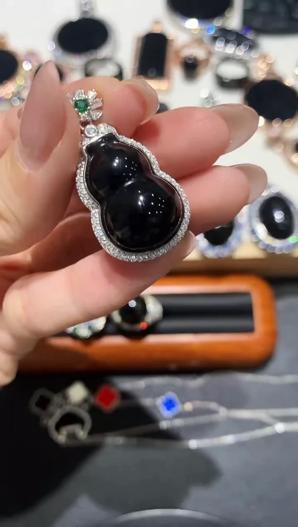 翡翠银S925镶嵌吊坠(不含链)21多人多样性随机发货1件