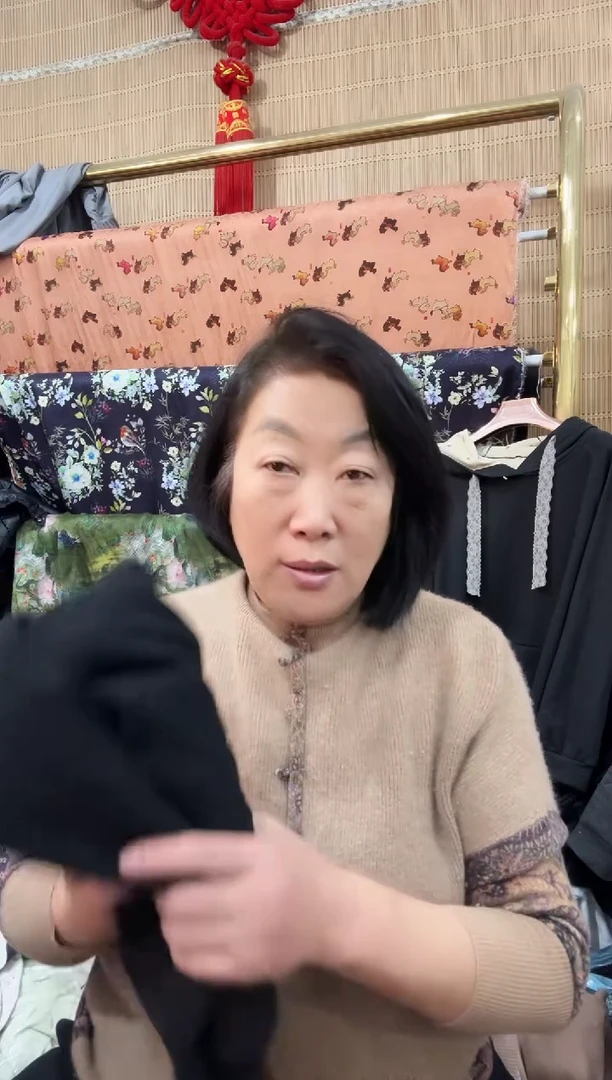 含羊毛薄款  L码 黑色保暖塑型贴体裤成品 一条腰有色差