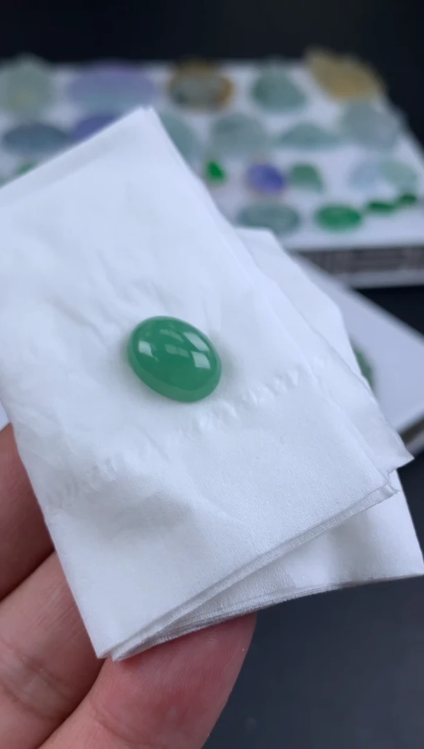 【闪购商品】定制翡翠未镶嵌翡翠