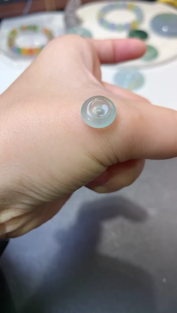 未镶嵌定制翡翠毛货